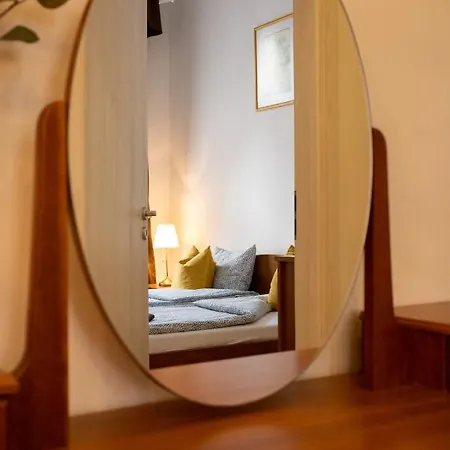 Emerald With Free Parking *