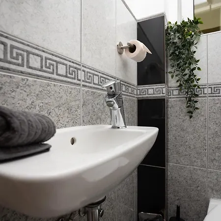 Apartamento Emerald With Free Parking