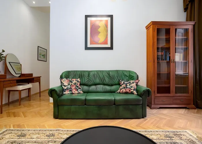 Emerald With Free Parking * بودابست